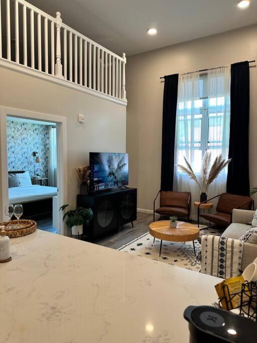 Home Haven, Walk To Little Italy & Wooster Square New Haven Bagian luar foto